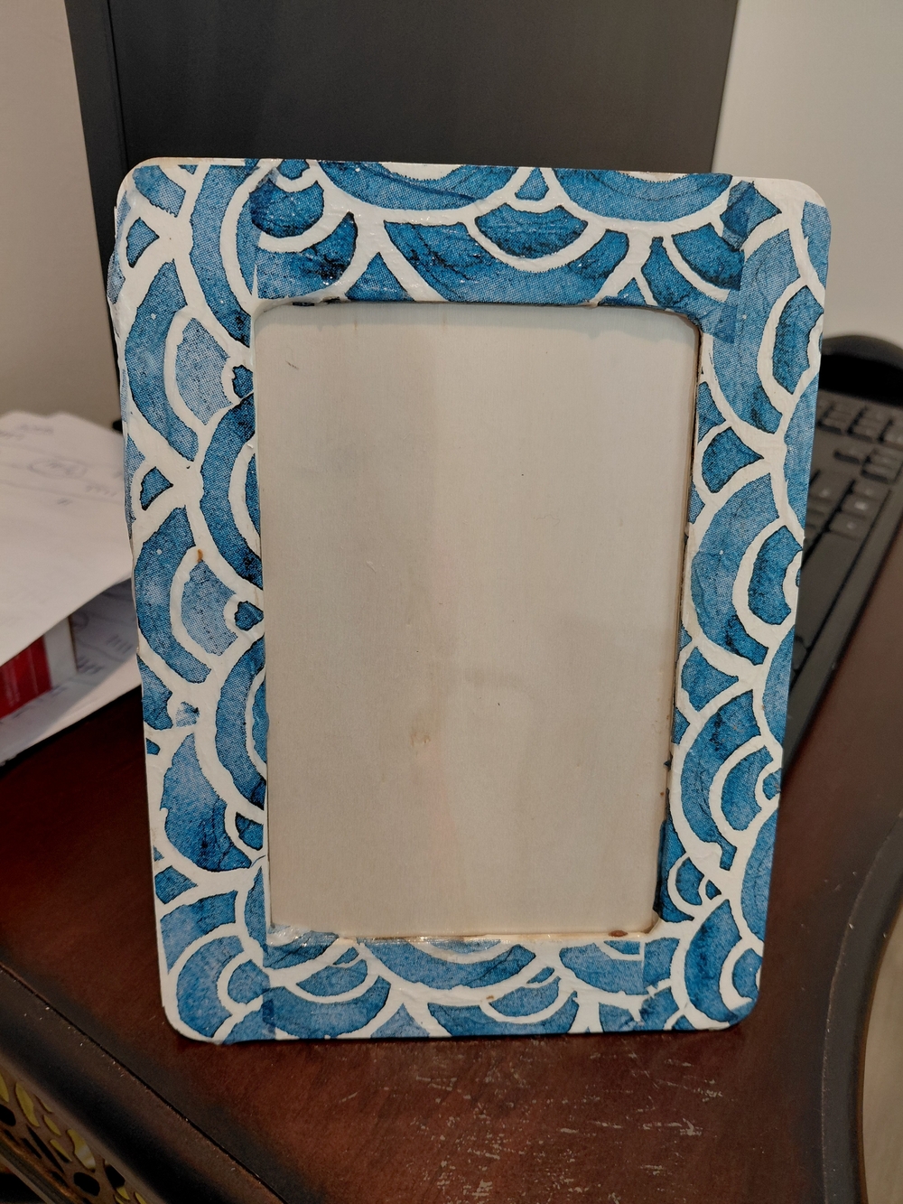 HP Blue and White Patterned Decorative Photo Frame